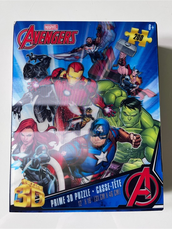 Marvel Other - Marvel Avengers 3D Lenticular Puzzle - Brand New Sealed Condition